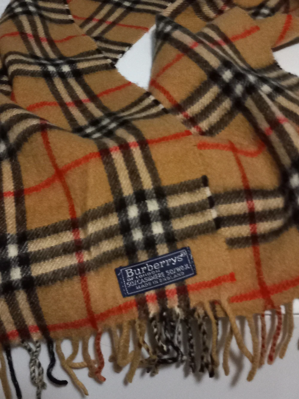 Burberry Nova Check Wool Scarf with Red and Black Accents - Picture 2 of 3